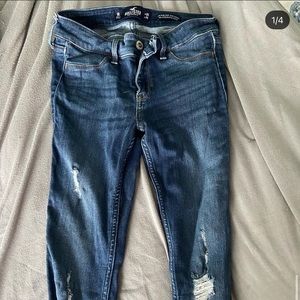 hollister skinny jeans!